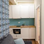 アパートホテル Little Downtown Romana 3*