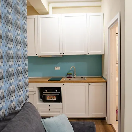 Apart-hotel Little Downtown Romana 3*