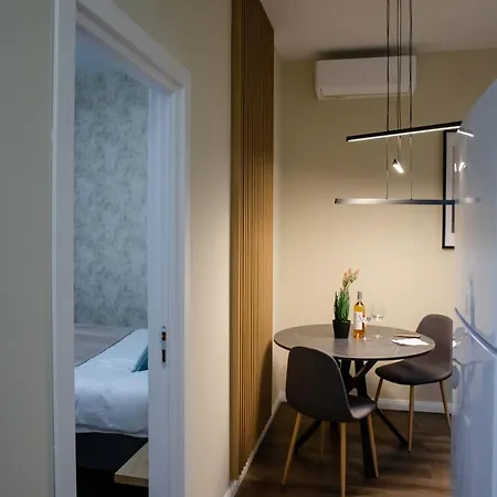 Lägenhetshotell Little Downtown Romana Bukarest