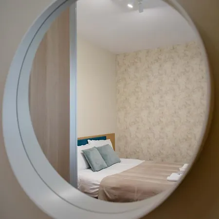 Little Downtown Romana Lägenhetshotell