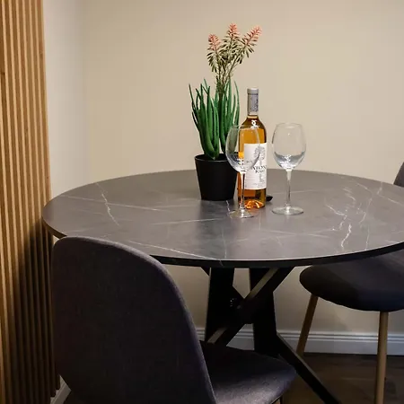 Little Downtown Romana 4*