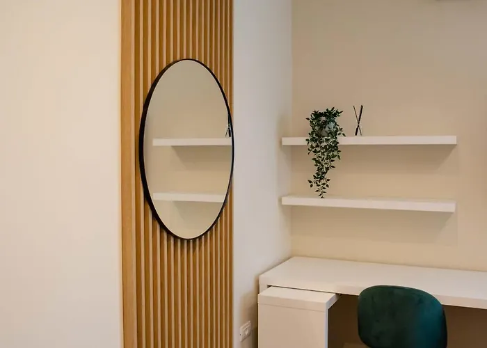 Little Downtown Romana アパートホテル 4*