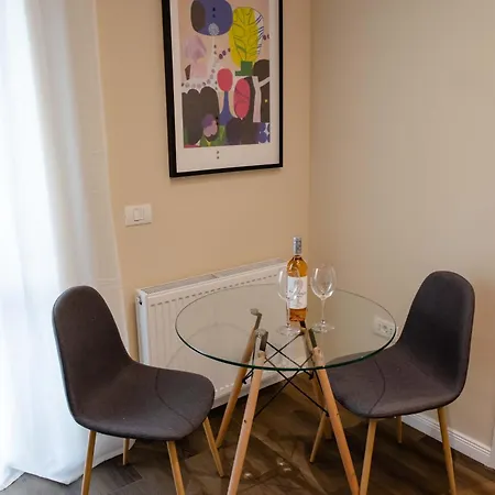 Little Downtown Romana Bucureşti