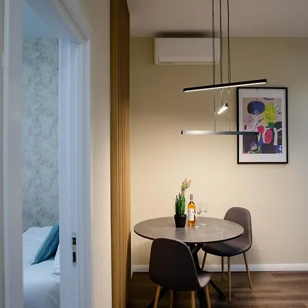 Little Downtown Romana Lejlighedshotel 4*