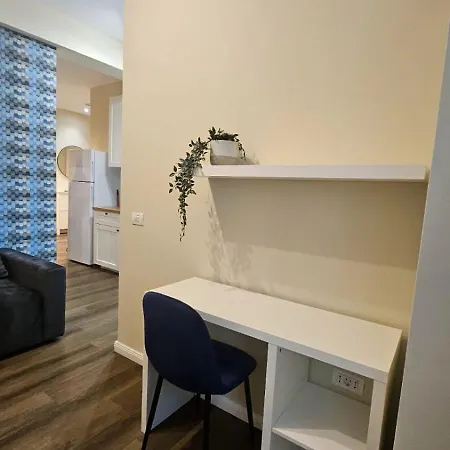 Hotel de apartamente Little Downtown Romana 4*