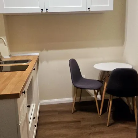 Little Downtown Romana