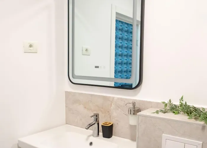 Little Downtown Romana מלון דירות בוקרשט