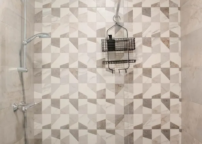 מלון דירות Little Downtown Romana 3*