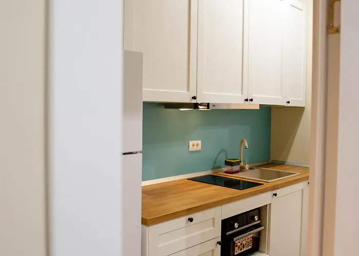 Little Downtown Romana מלון דירות בוקרשט